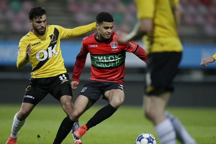 更是他不断 更是他不断